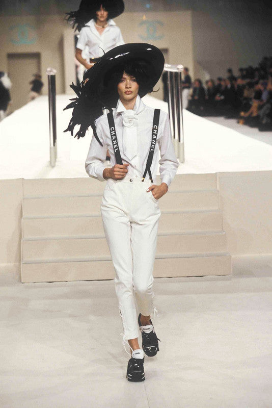 FALLON-trousers-chanel-white-vintage-women-luxury-clothing-rare-fashion-curated-art-collectionFALLON-trousers-chanel-white-vintage-women-luxury-clothing-rare-fashion-curated-art-collection