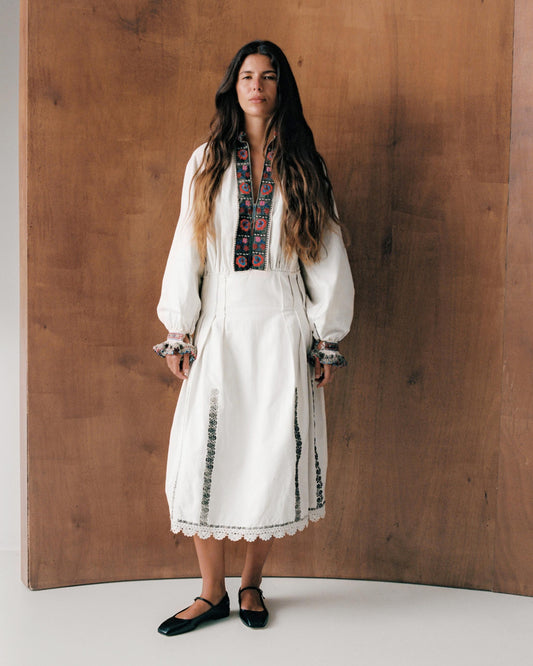 FALLON-dress-roumaine-white-linen-vintage-women-luxury-clothing-rare-fashion-curated-art-collection
