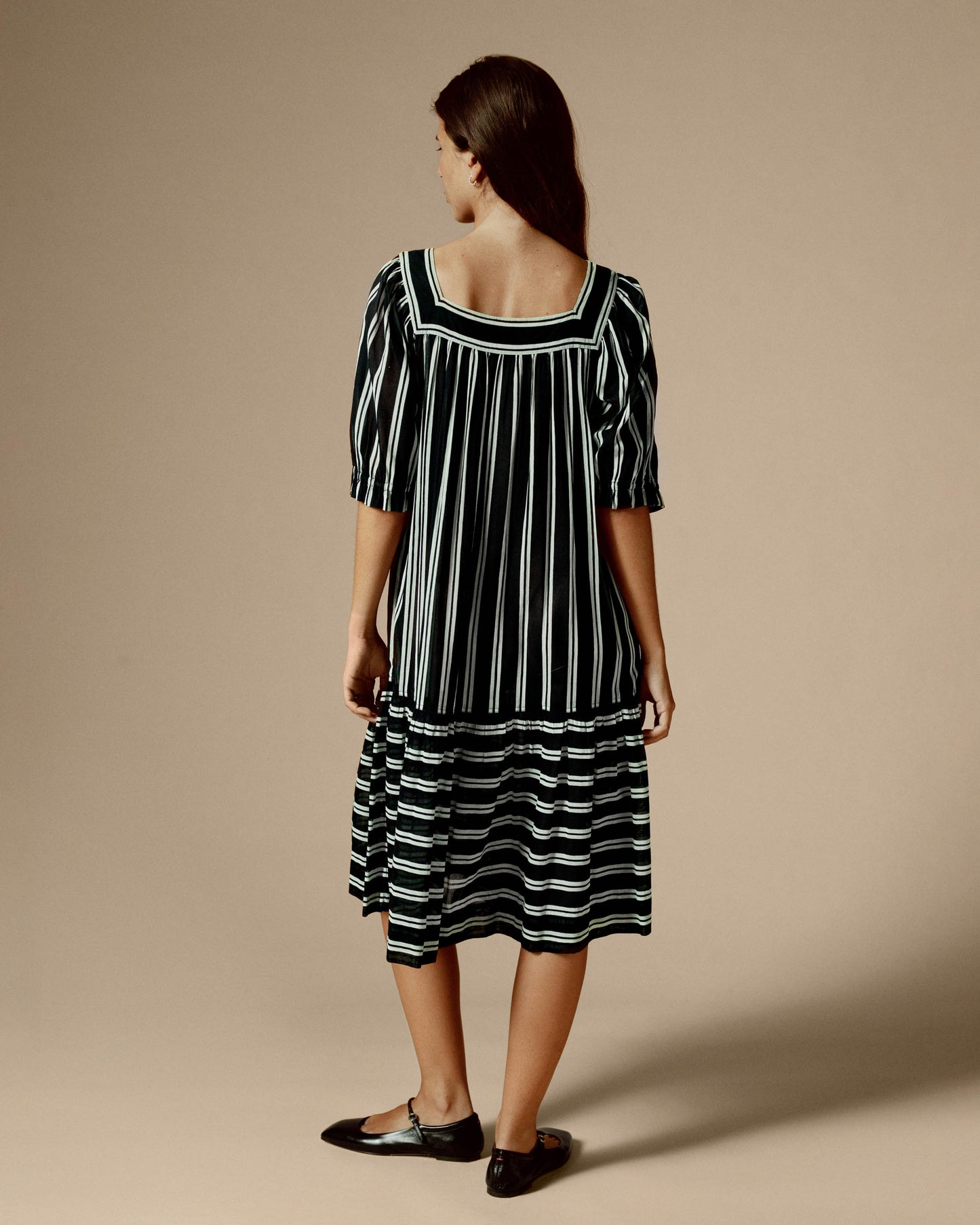 FALLON-dress-saintlaurentrivegauche-white-blue-vintage-women-luxury-clothing-rare-fashion-curated-art-collection00001