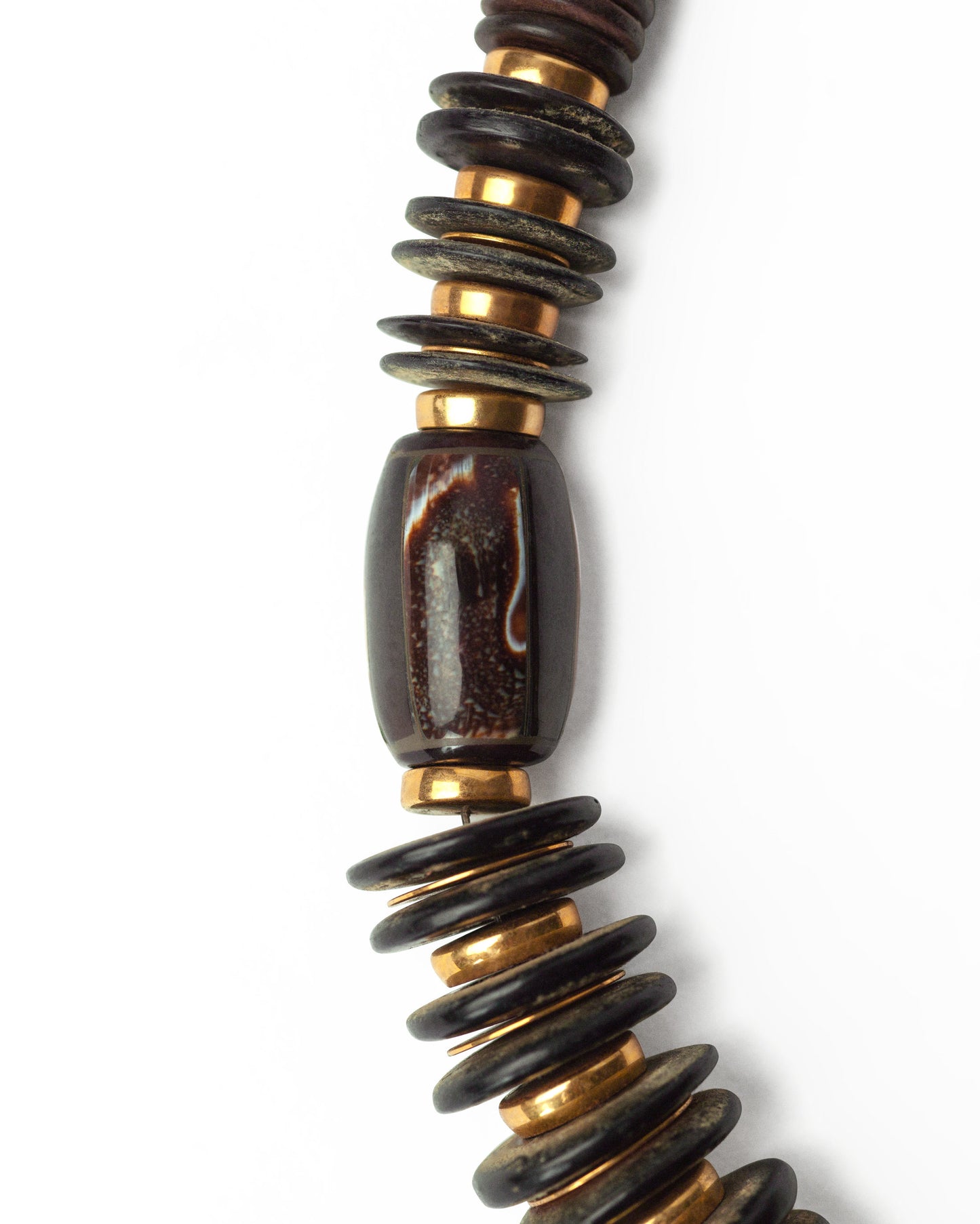 FALLON-set-necklaces-wood-pearls-vintage-women-luxury-clothing-rare-fashion-curated-art-collection