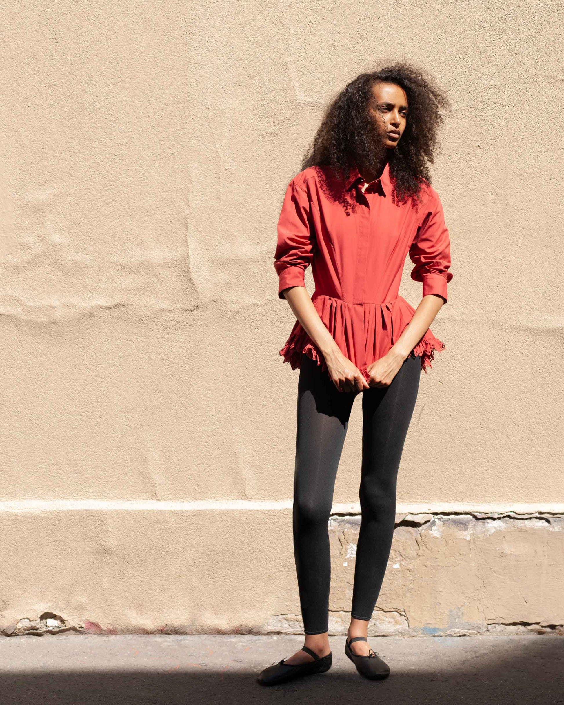 FALLON-shirt-alaia-red-popeline-classic-vintage-women-luxury-clothing-rare-fashion-curated-art-collection00002