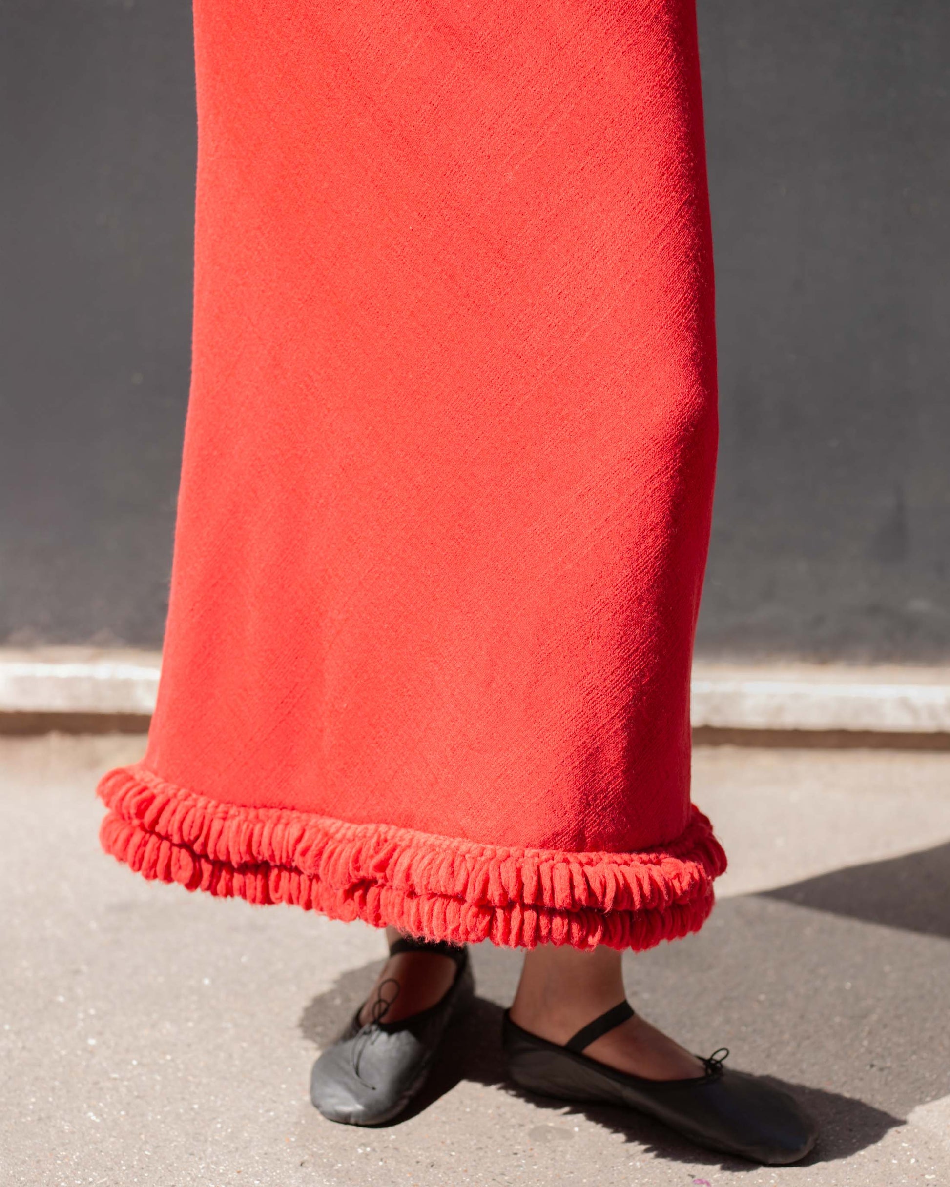 FALLON-skirt-hermes-red-wool-vintage-women-luxury-clothing-rare-fashion-curated-art-collection00001