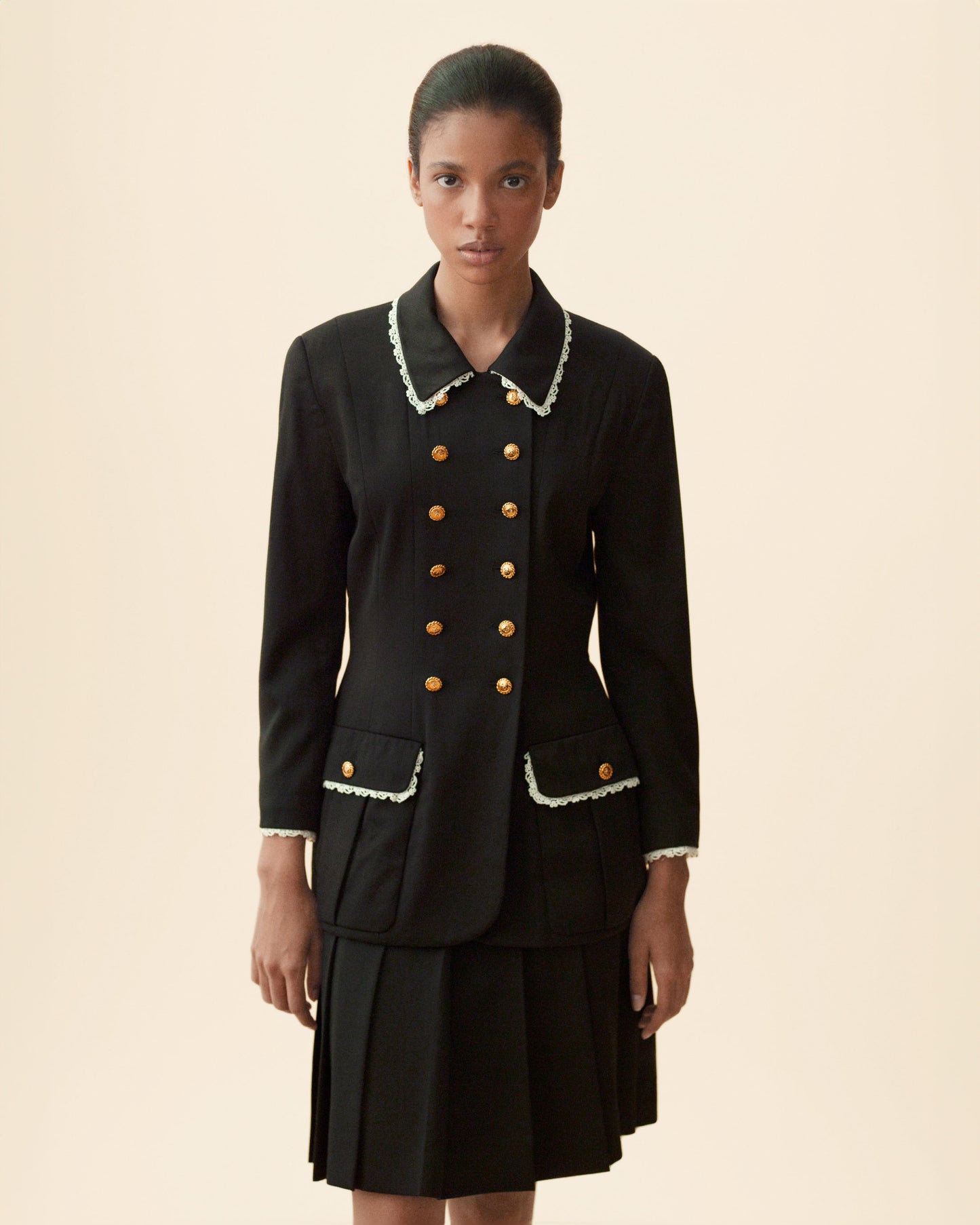 FALLON-suit-chanel-Karl-Lagerfeld-classic-vintage-women-luxury-clothing-rare-fashion-curated-art-collection00001