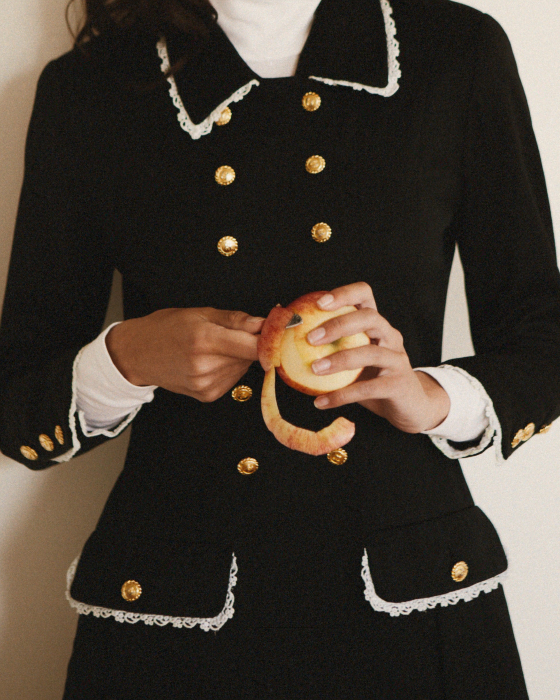 FALLON-suit-chanel-Karl-Lagerfeld-classic-vintage-women-luxury-clothing-rare-fashion-curated-art-collection00001