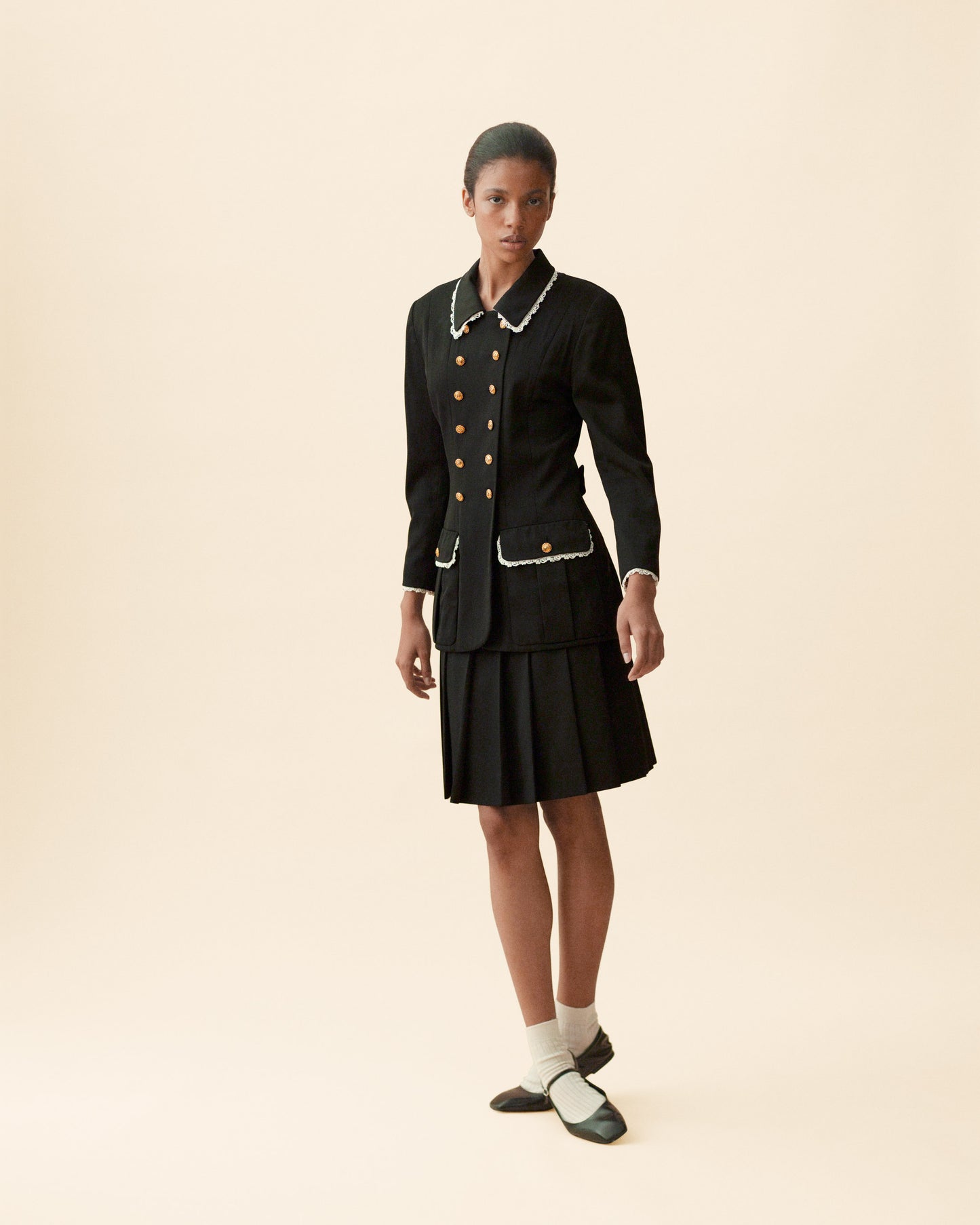 FALLON-suit-chanel-Karl-Lagerfeld-classic-vintage-women-luxury-clothing-rare-fashion-curated-art-collection00001