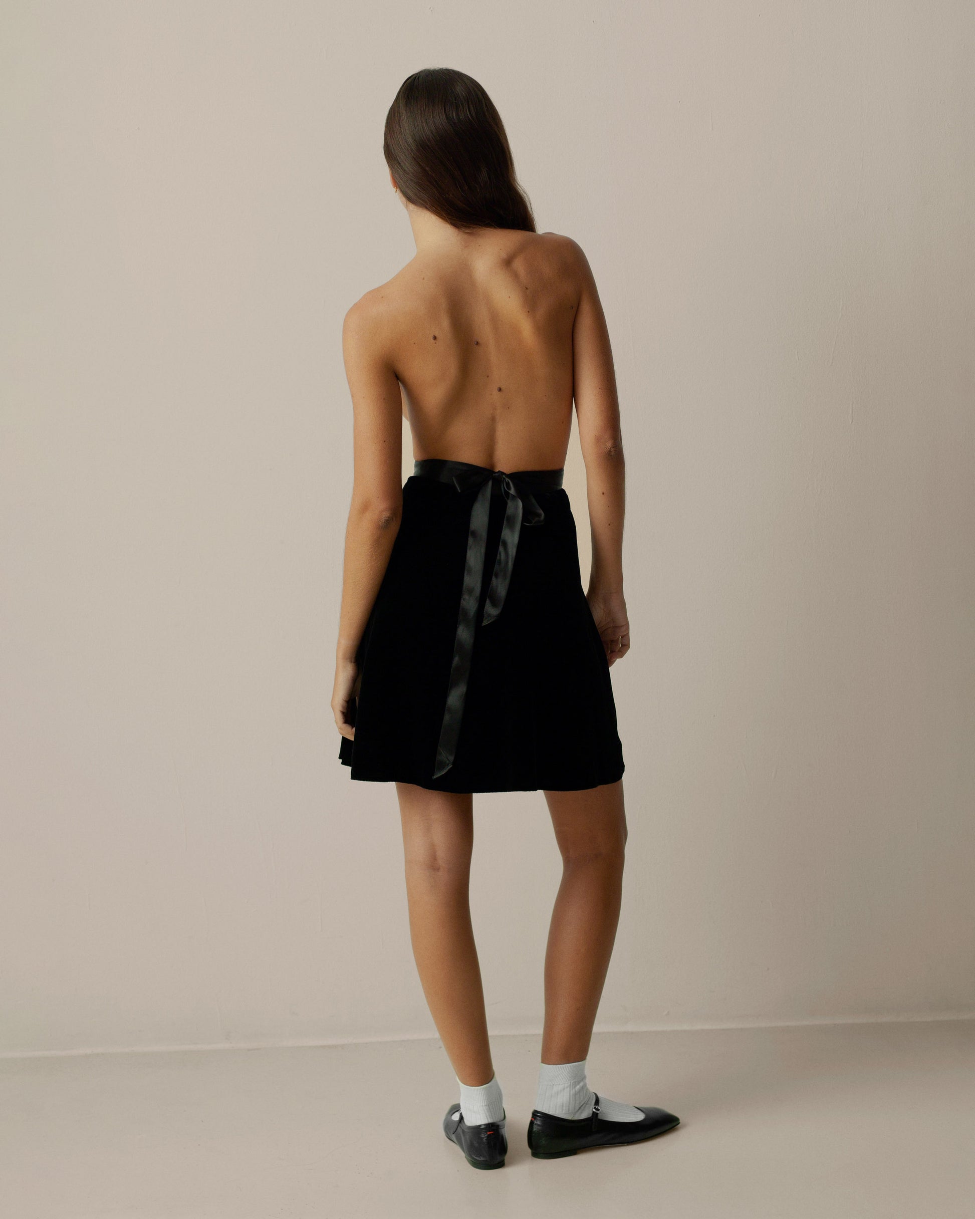 FALLON-suit-jacket-skirt-ralph-lauren-black-velvet-vintage-women-luxury-clothing-rare-fashion-curated-art-collection