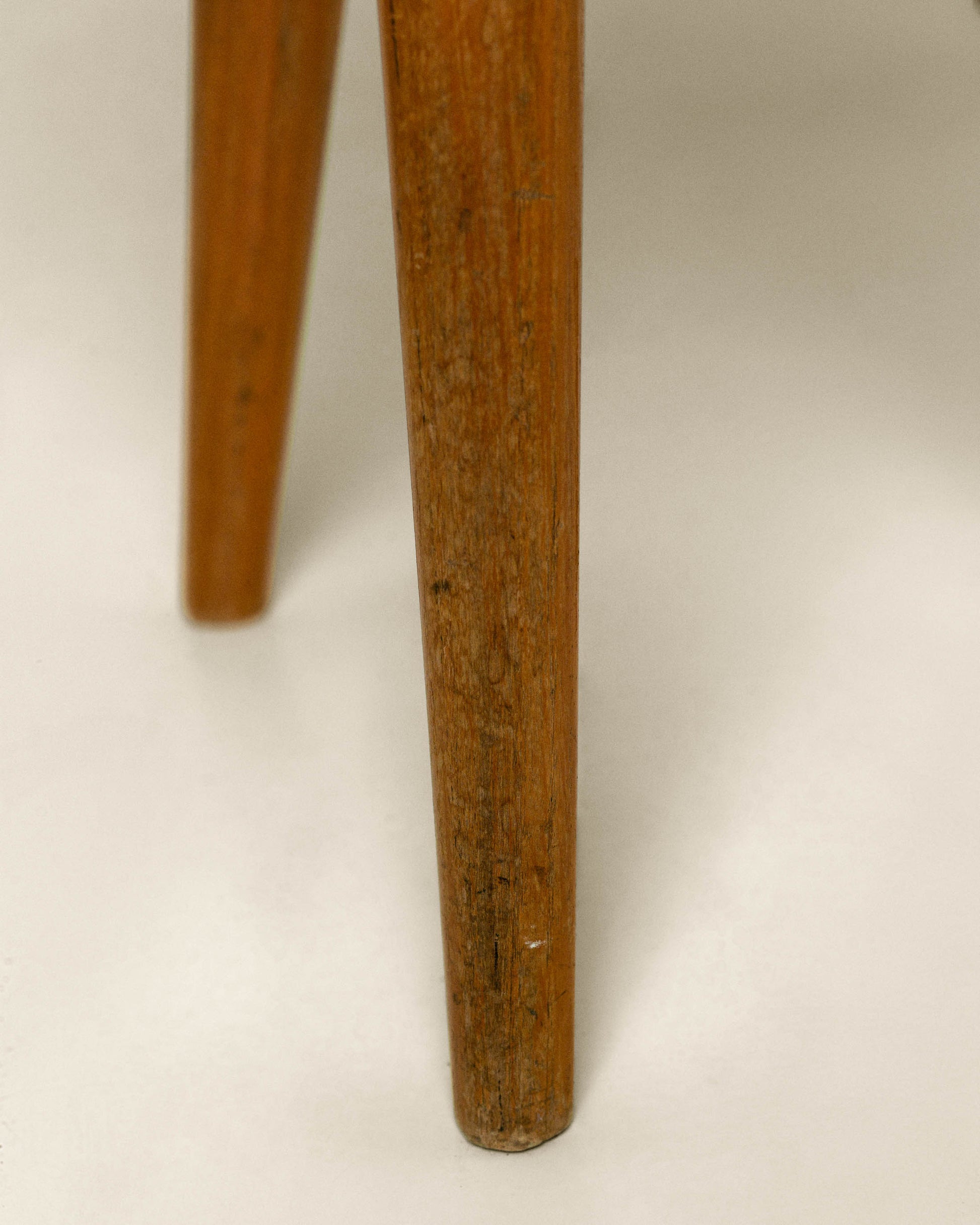 FALLON-tripod-stool-rene-martin-wood-vintage-women-luxury-clothing-rare-fashion-curated-art-collection00004