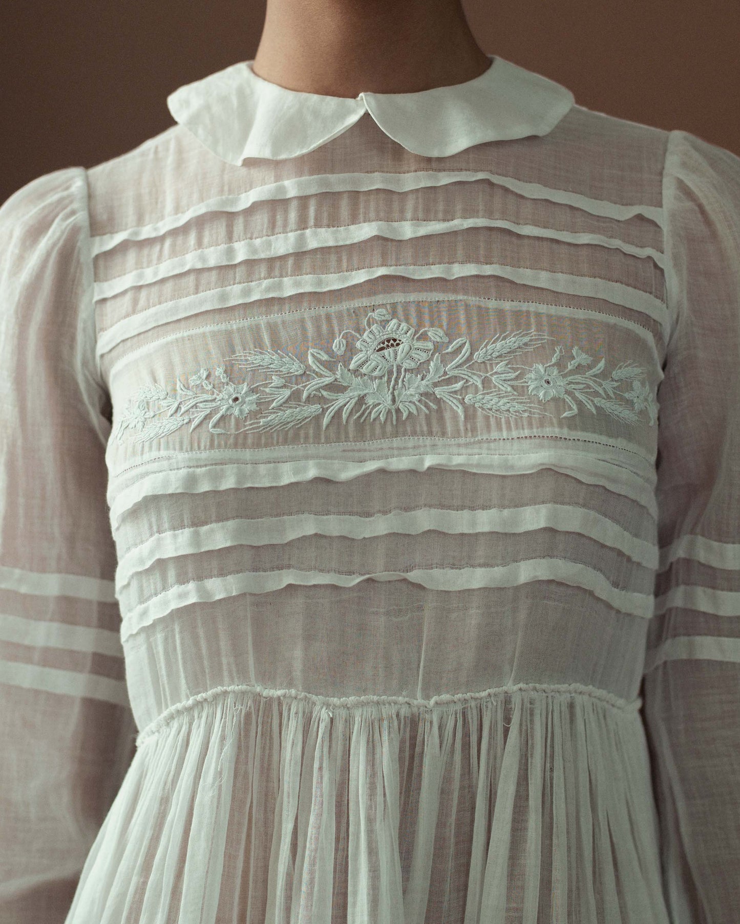 FALLON-robe-blanc-coton-vintage-luxe-rare-mode-collection-femme00004