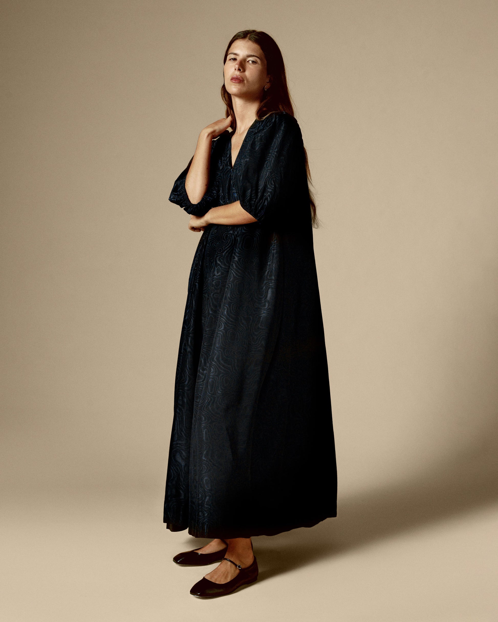 FALLON-robe-saintlaurentrivegauche-noir-bleu-satin-vintage-luxe-rare-mode-collection-femme00008