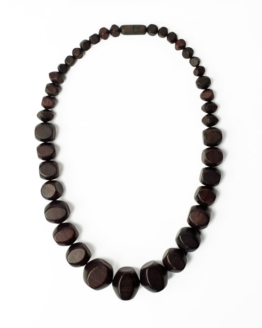 FALLON-set-necklaces-wood-pearls-vintage-women-luxury-clothing-rare-fashion-curated-art-collection
