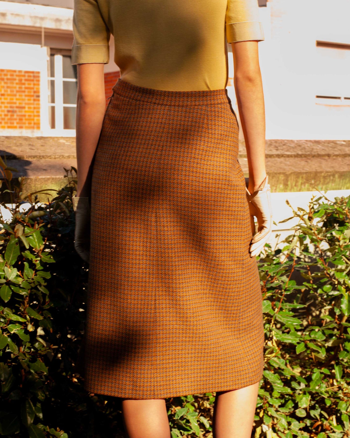 FALLON-skirt-hermes-brown-wool-classic-vintage-women-luxury-clothing-rare-fashion-curated-art-collection00001