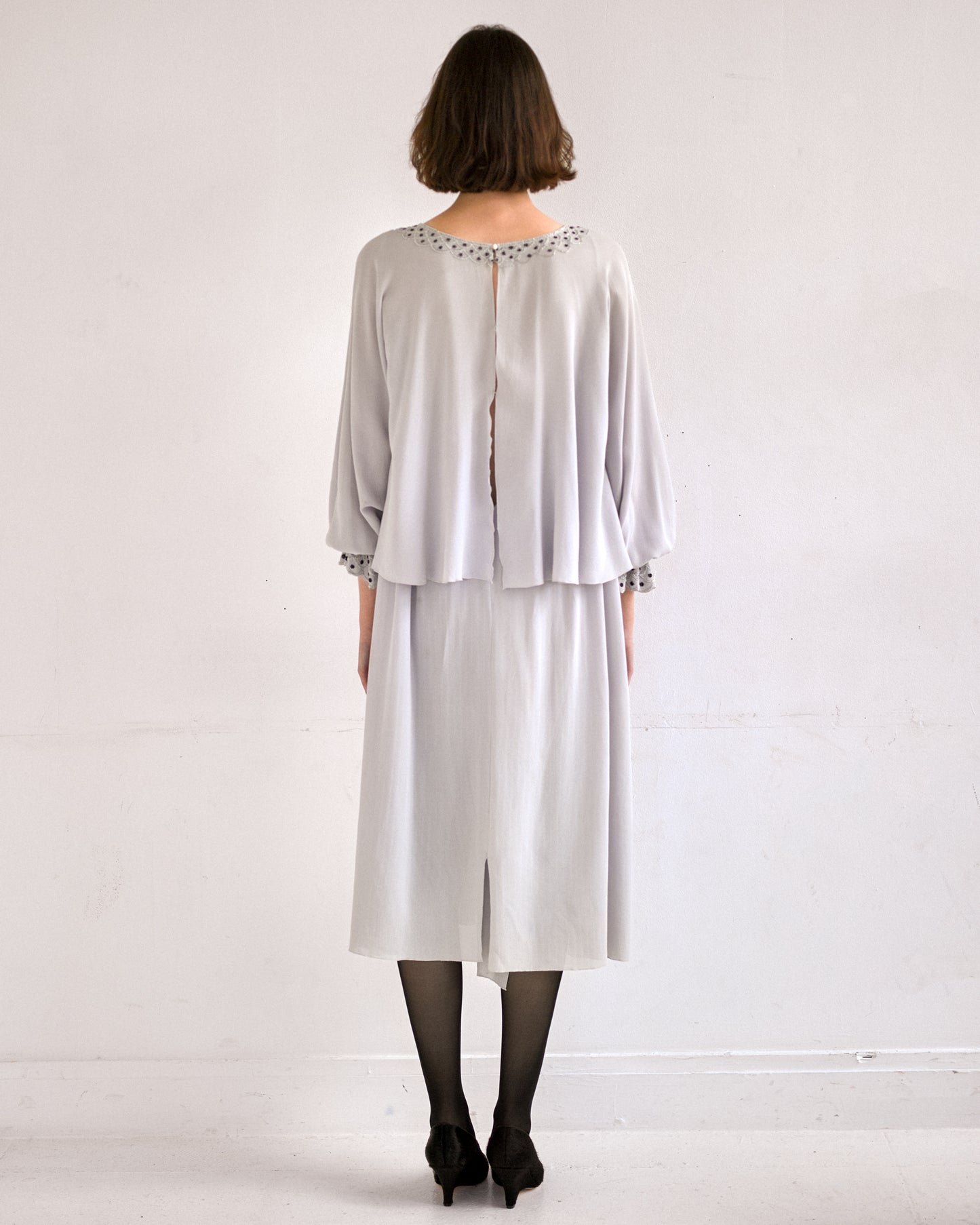 robe vintage Chloé par karl Lagerfeld  en soie grise 